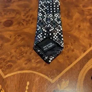 chez roffe | Accessories | Chez Roffe Mens Necktie Pure Silk Stand Out ...